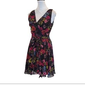 BB Dakota sleeveless draped dark floral true wrap summer flowy party dress size4